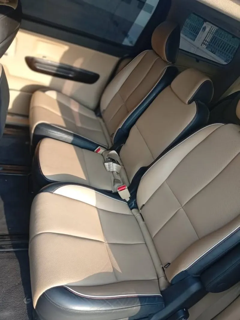 2020 Kia Carnival in Dubai
