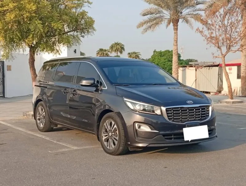 2020 Kia Carnival in Dubai