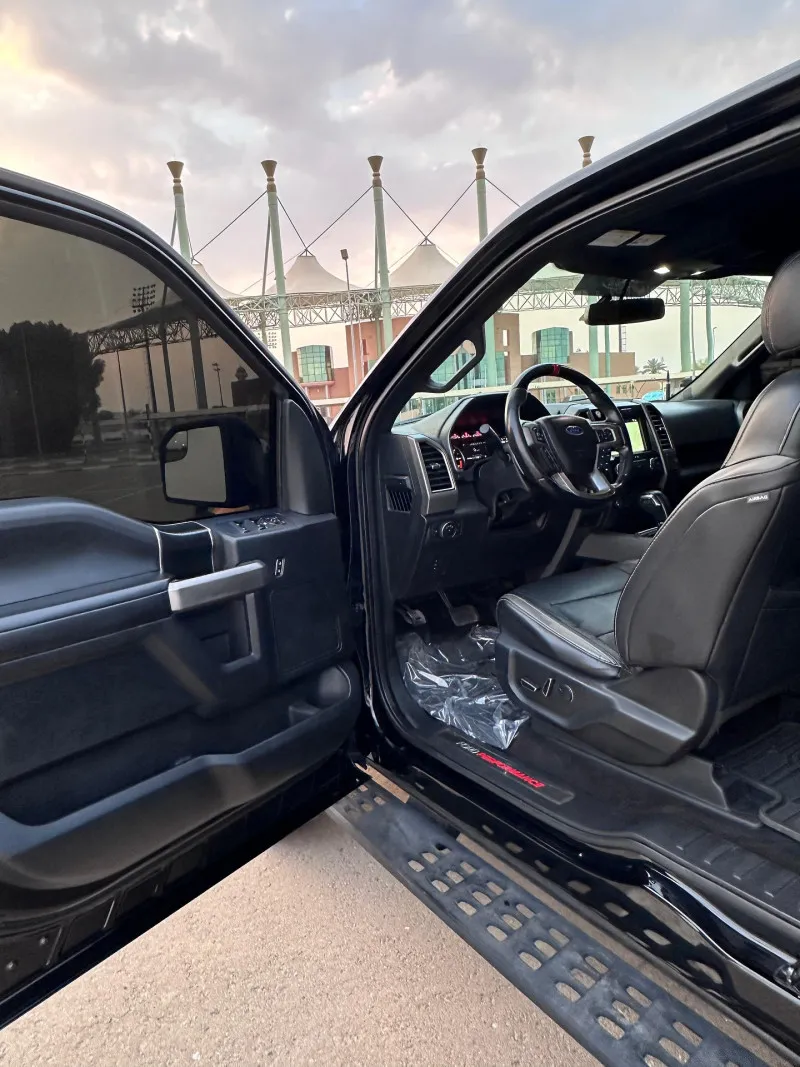 2018 Ford Raptor in Dubai