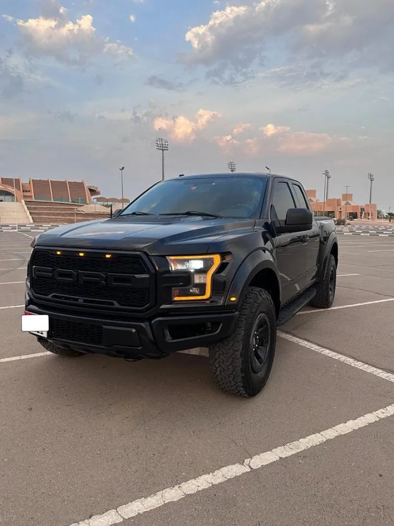 2018 Ford Raptor in Dubai