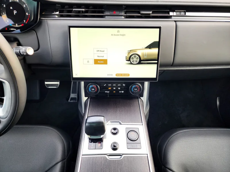 2023 Land Rover Range Rover in Dubai