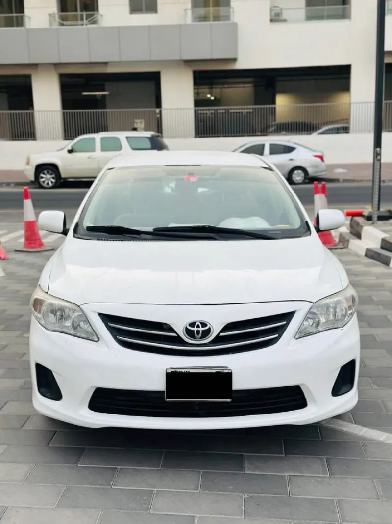 2013 تويوتا كورولا in Dubai
