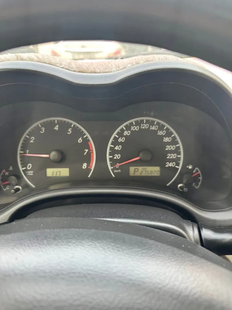 2013 تويوتا كورولا in Dubai