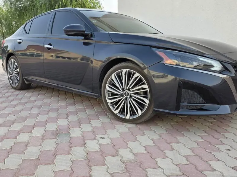 2019 Nissan Altima in Dubai