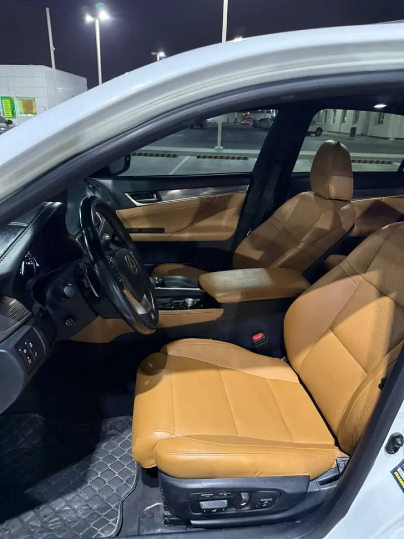 2014 Lexus GS in Dubai