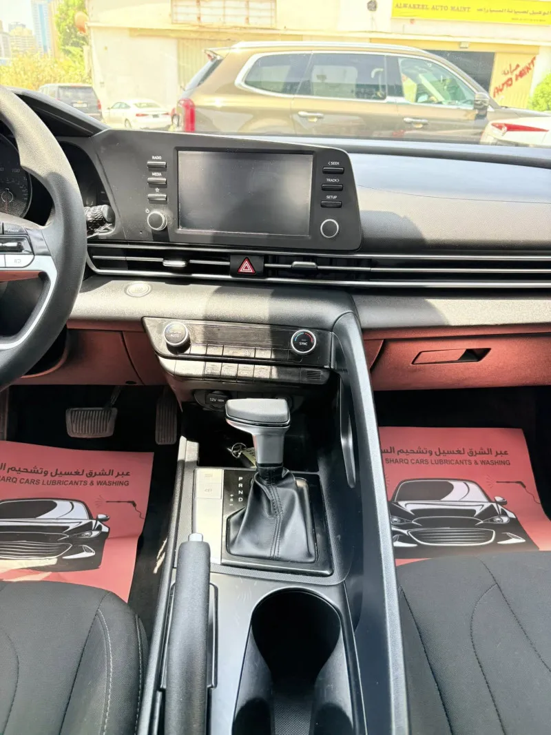 2022 Hyundai Elentra in Dubai