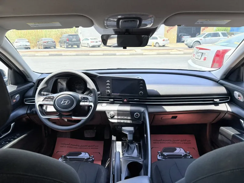 2022 Hyundai Elentra in Dubai