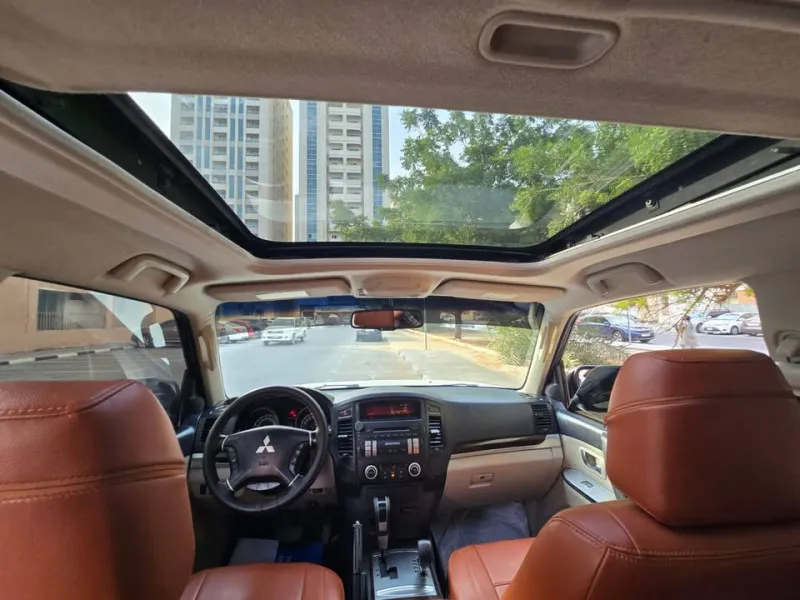 2014 Mitsubishi Pajero in Dubai