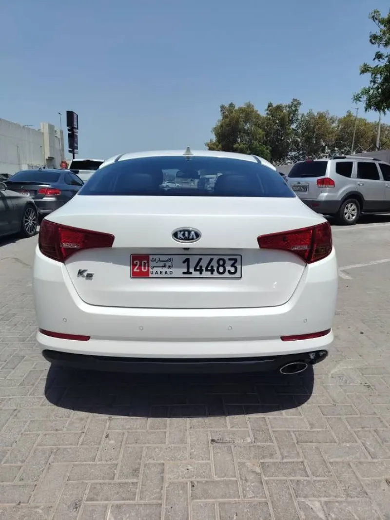 2011 Kia K5 in Dubai