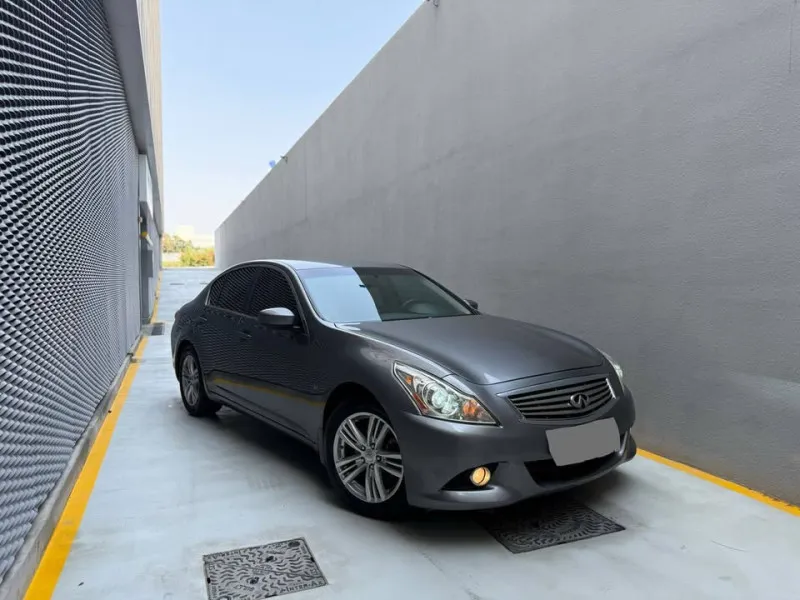 2015 Infiniti G37 in Dubai