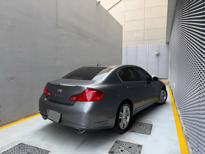 2015 Infiniti G37 in Dubai