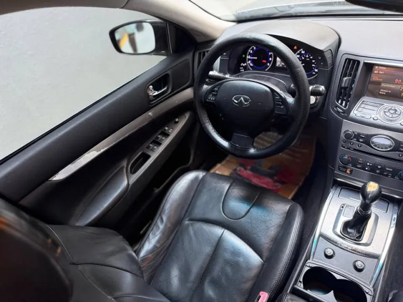 2015 Infiniti G37 in Dubai