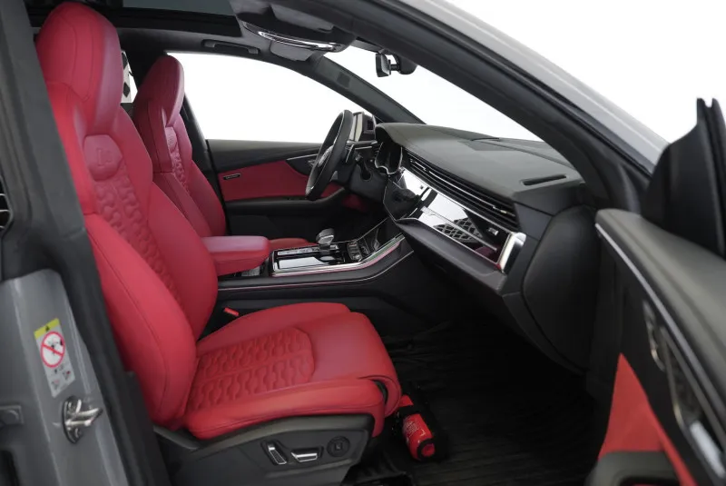 2023 Audi RSQ8 in Dubai