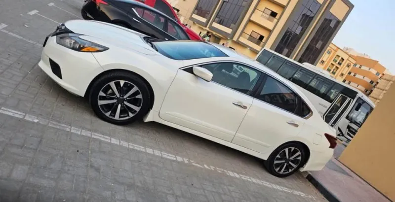2017 Nissan Altima in Dubai
