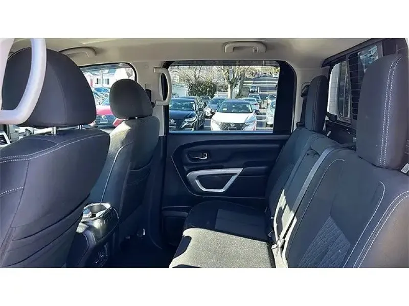 2017 Nissan Titan in Dubai