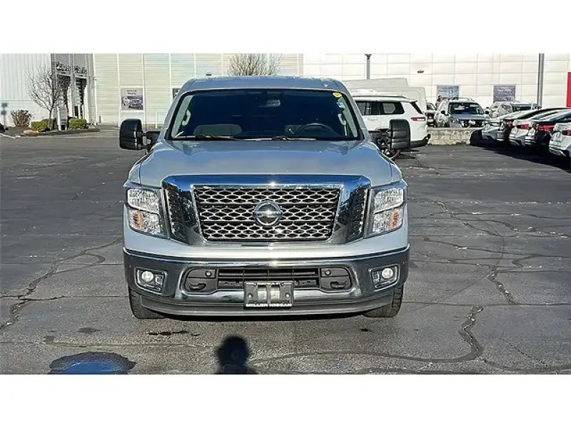 2017 Nissan Titan in Dubai