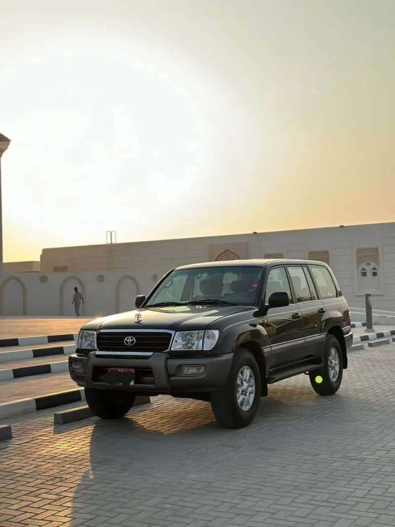 2000 Toyota Land Cruiser in Dubai