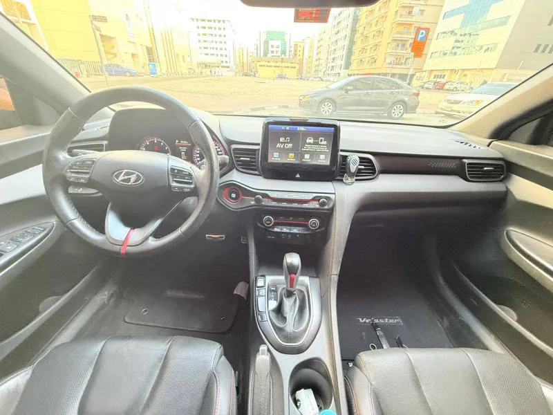 2019 هيونداي فوليستر in Dubai