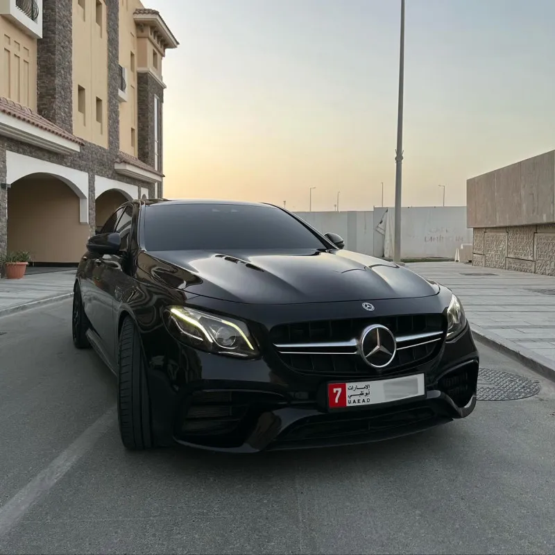 2017 مرسيدس-بنز اي ٦٣ اي ام جي in Dubai