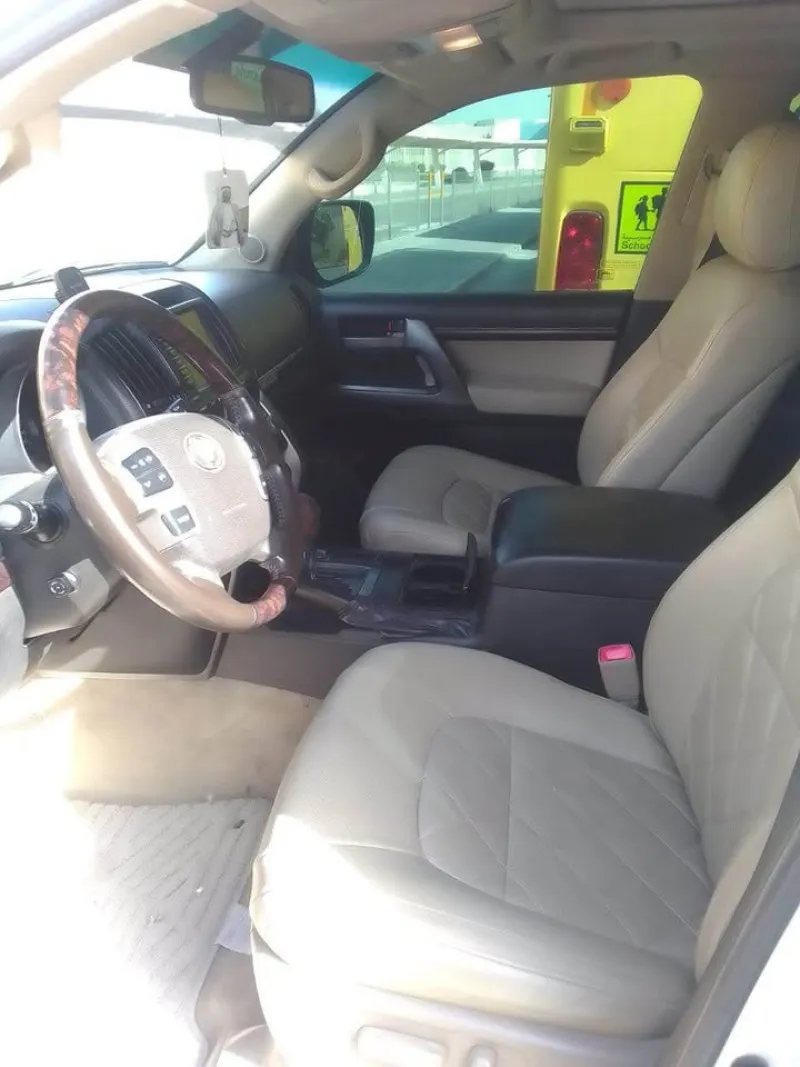 2011 Toyota Land Cruiser in Dubai