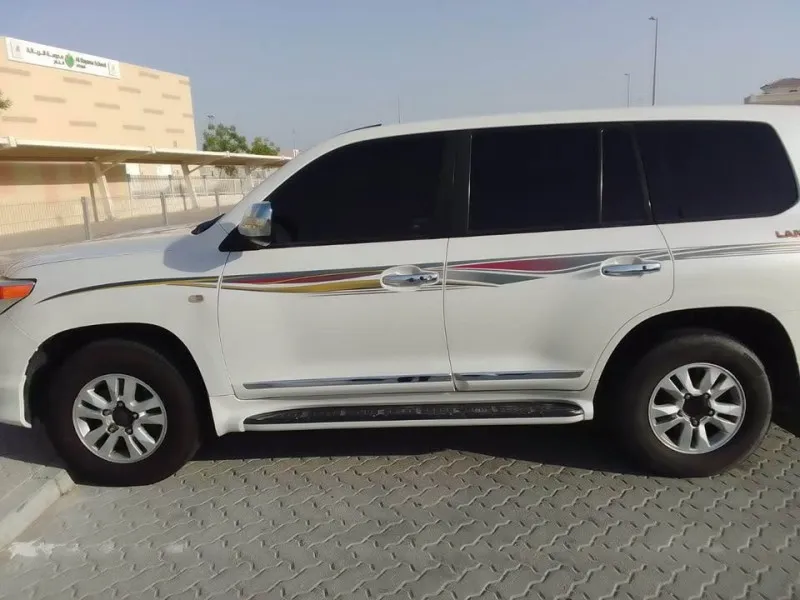 2011 Toyota Land Cruiser in Dubai