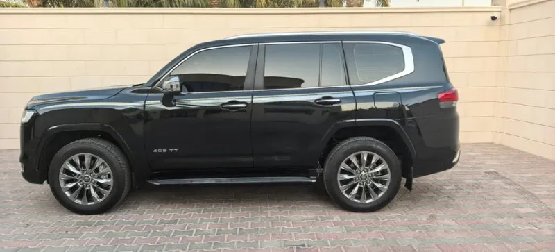 2023 تويوتا لاند كروزر in Dubai