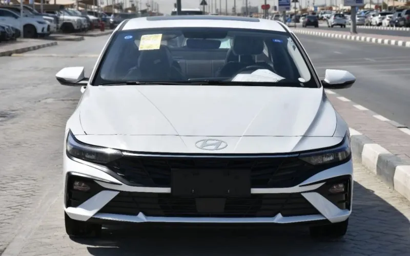 2024 Hyundai Elentra in Dubai