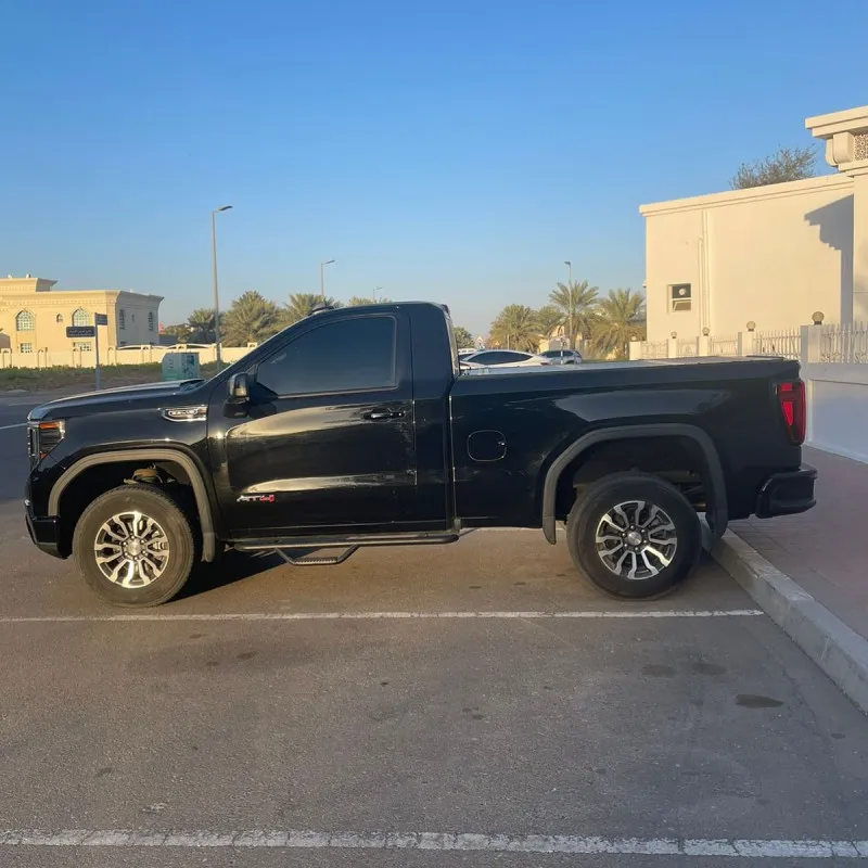 2022 GMC Sierra in Dubai
