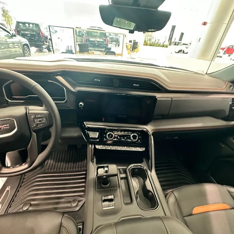 2022 GMC Sierra in Dubai