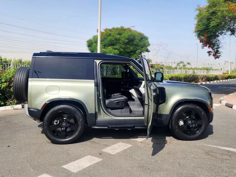 2021 Land Rover Defender in Dubai