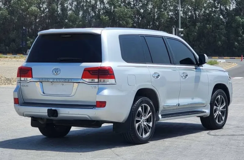 2013 Toyota Land Cruiser in Dubai