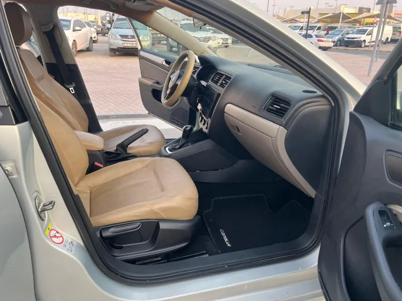 2011 Volkswagen Jetta in Dubai