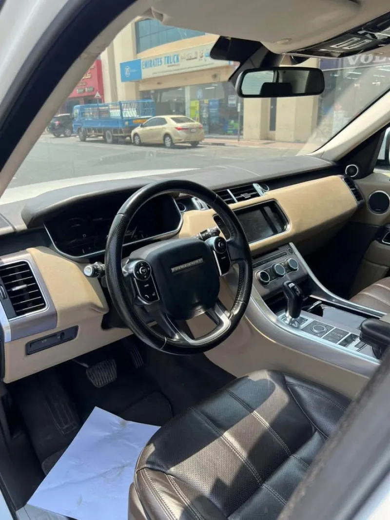 2014 Land Rover Range Rover Sport in Dubai