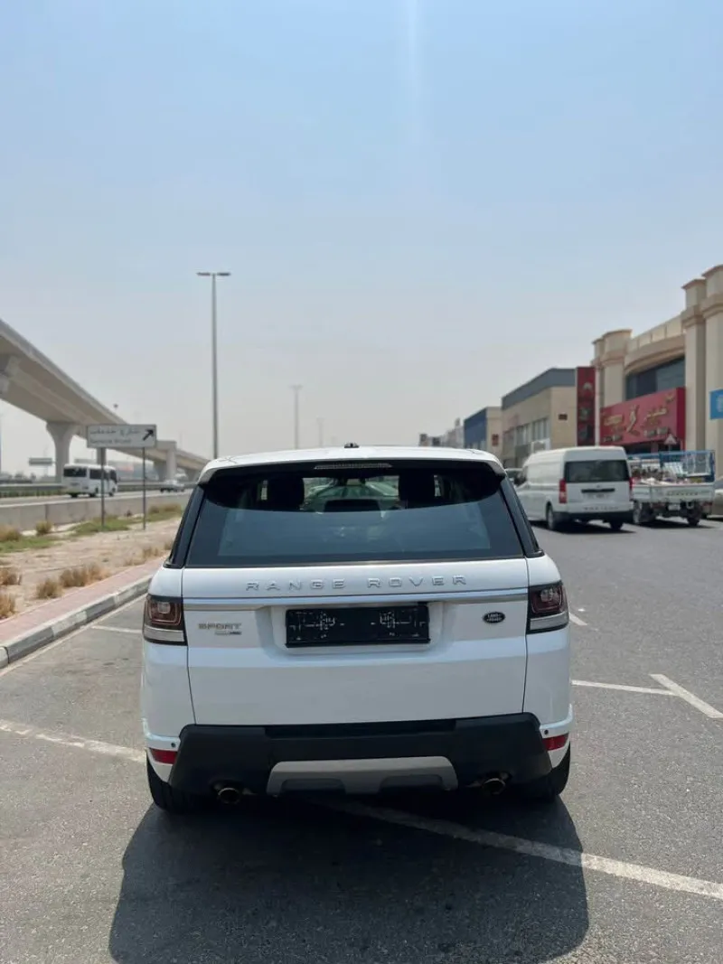 2014 Land Rover Range Rover Sport in Dubai