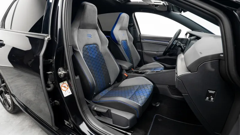 2022 Volkswagen Golf in Dubai