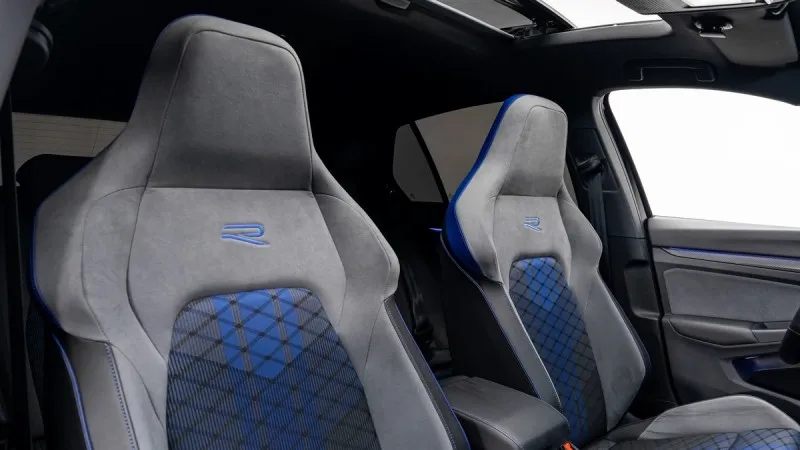 2022 Volkswagen Golf in Dubai