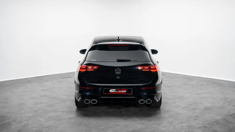 2022 Volkswagen Golf in Dubai