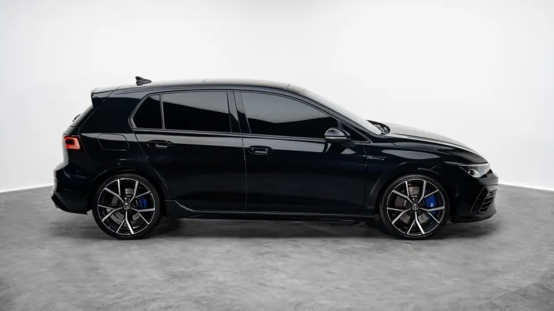 2022 Volkswagen Golf in Dubai