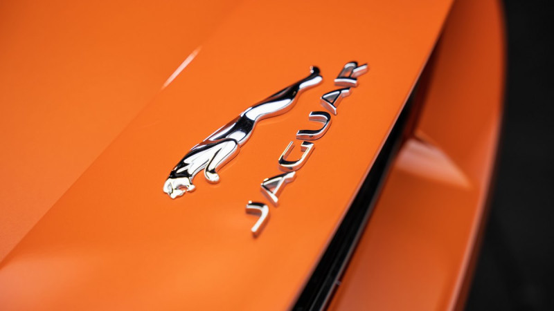 2015 Jaguar F-Pace in dubai