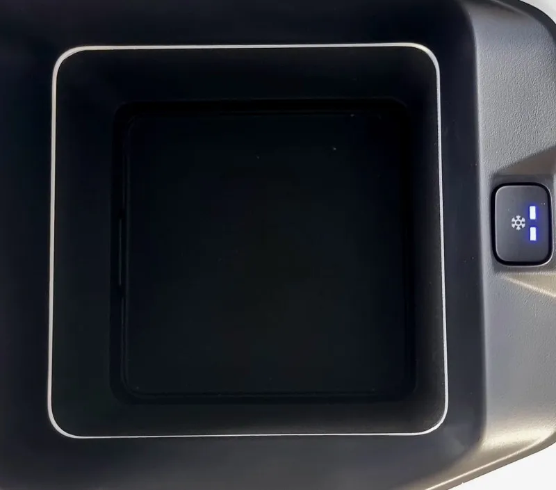 2025 Land Rover Defender in Dubai