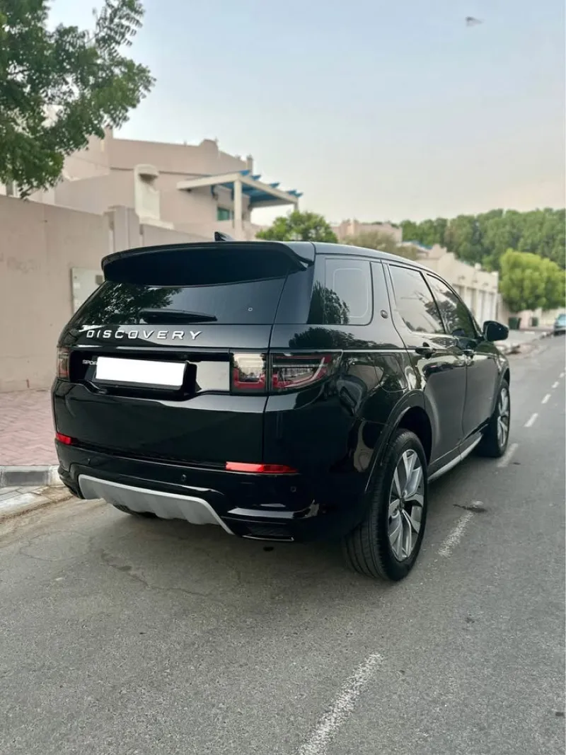 2024 لاند روفر ديسكفري in Dubai