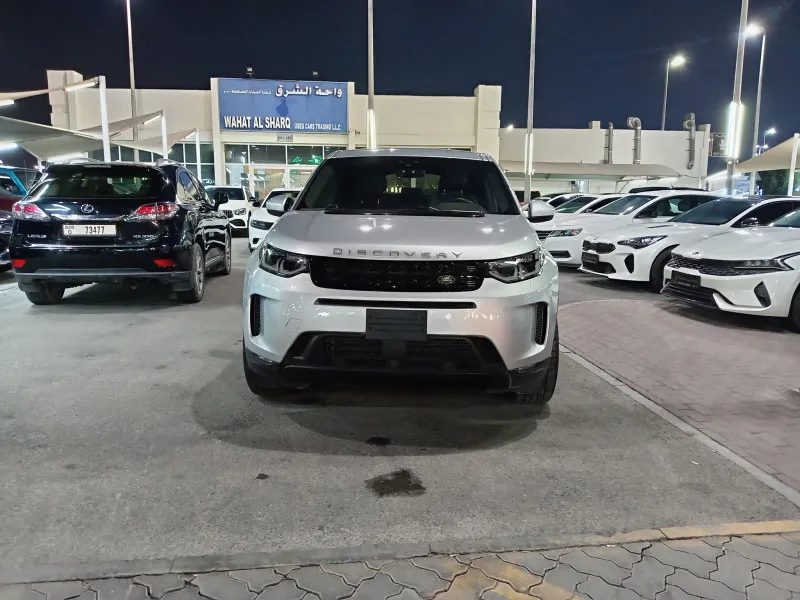 2020 لاند روفر ديسكفري in Dubai