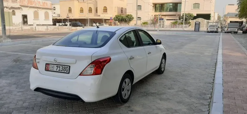 2020 نيسان صني in Dubai