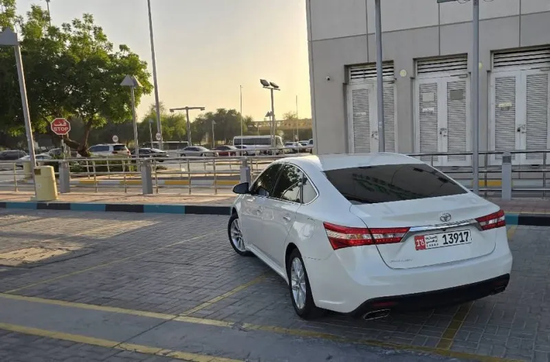 2013 Toyota Alphard in Dubai