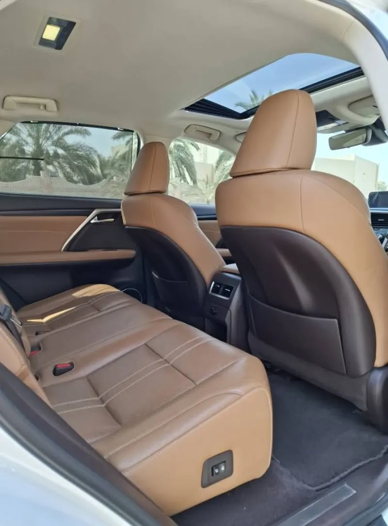 2016 Lexus RX in Dubai
