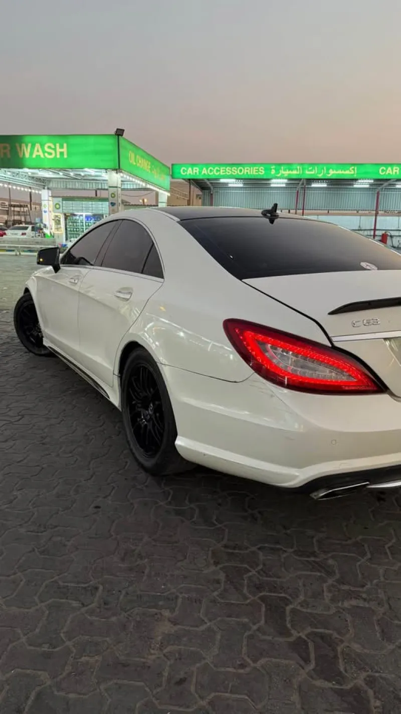 2015 Mercedes-Benz CLS in Dubai