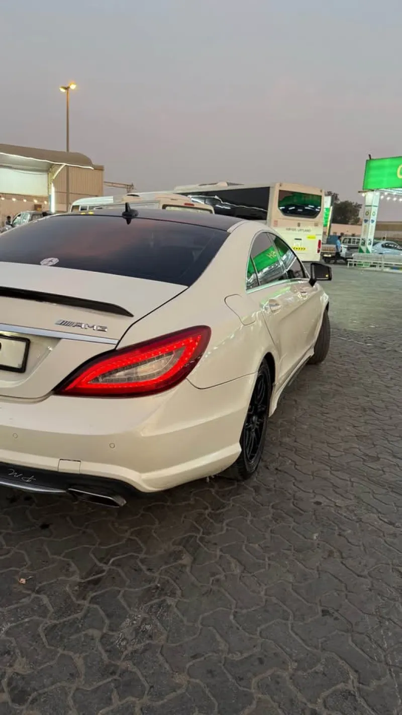 2015 Mercedes-Benz CLS in Dubai