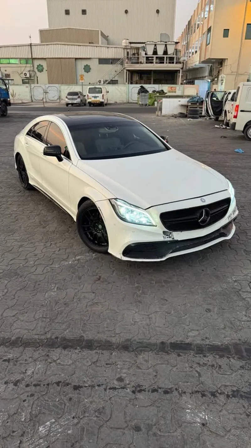 2015 Mercedes-Benz CLS in Dubai
