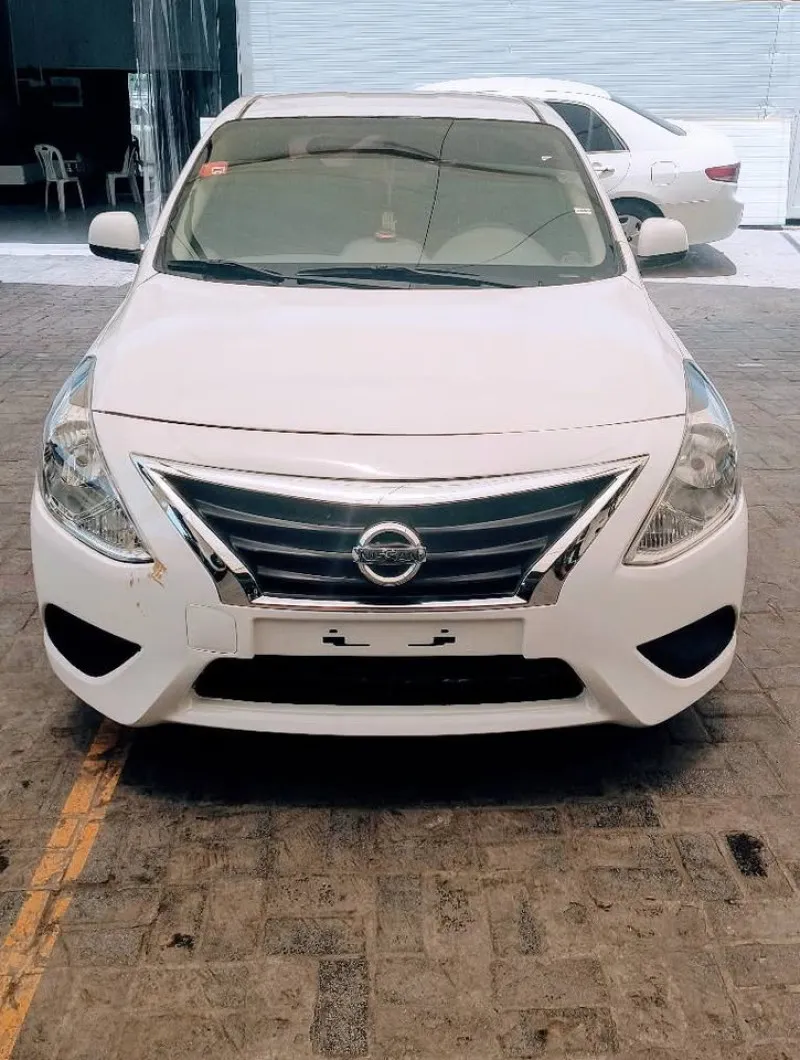 2016 Nissan Sunny in Dubai