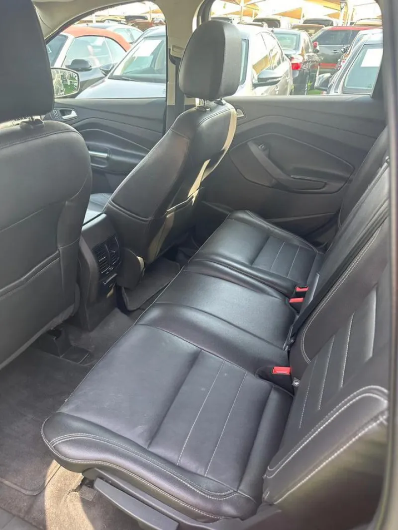 2014 Ford Escape in Dubai